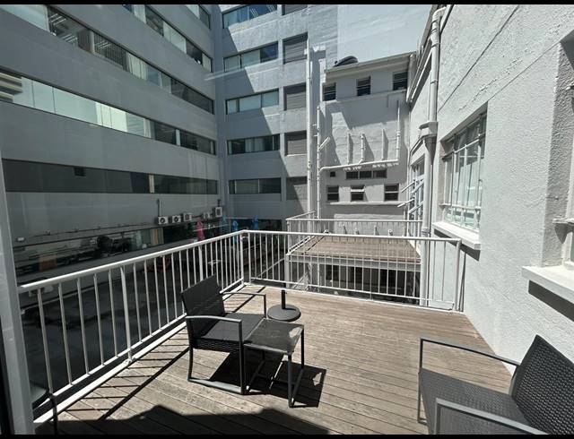 92M² BUILDING TO LET IN CAPE TOWN CITY CENTRE